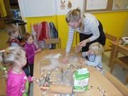 Pečení perníčků